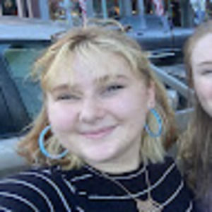 Meet your Posher, Anne maire